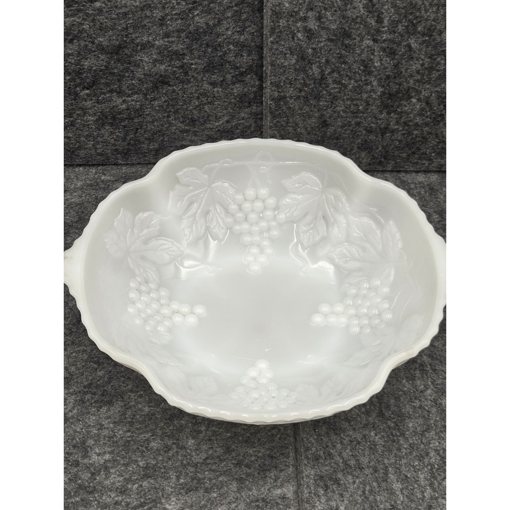 Vintage Anchor Hocking Milk Glass Grape and Leaves Bowl - Picture 1 of 7